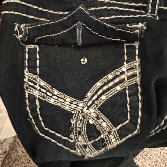 Miss Chic Designer Jeans - Picture 8 of 10